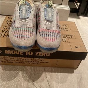 Nike vapormax fly knit